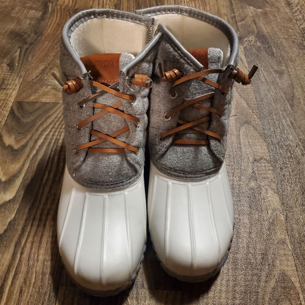 Nautica Duck boots
